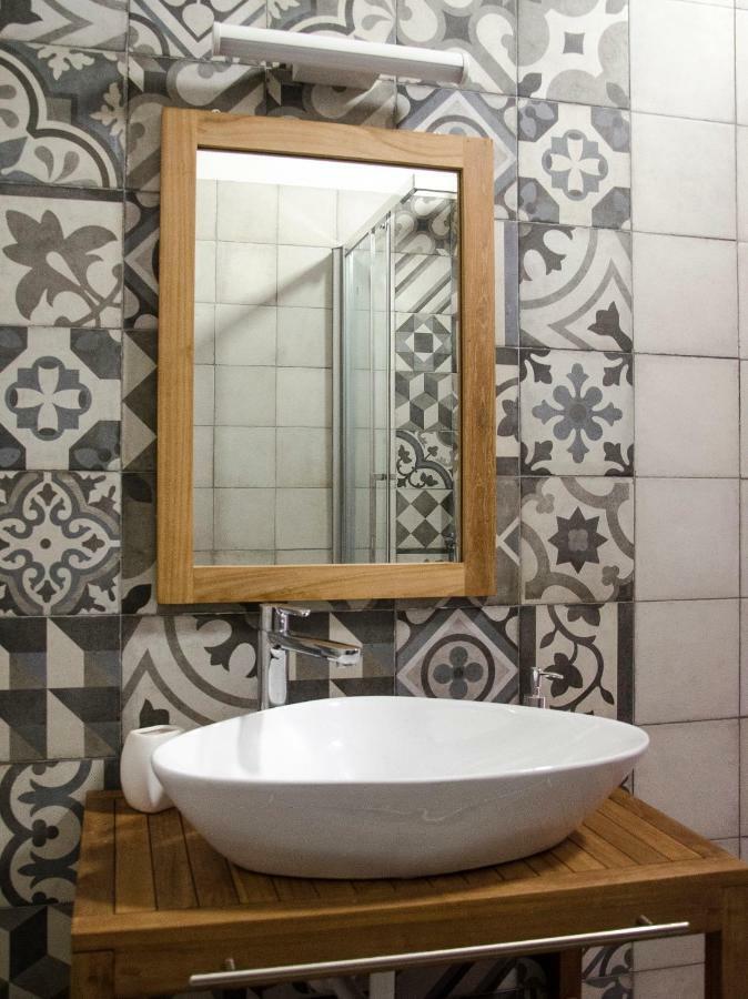 Domu 'E Casteddu Apartment Cagliari Bagian luar foto