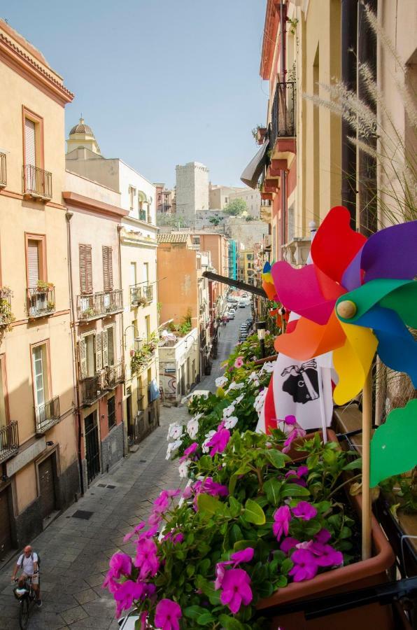Domu 'E Casteddu Apartment Cagliari Bagian luar foto